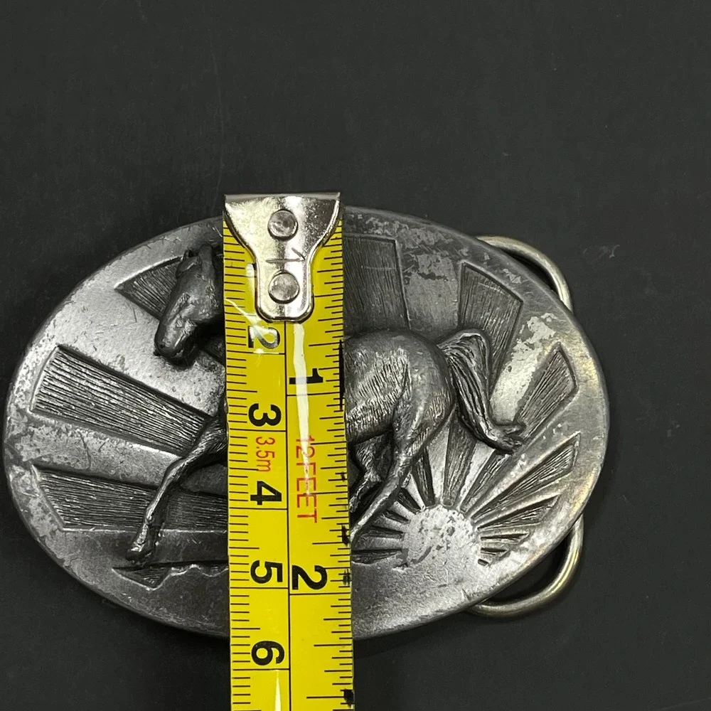 Vintage Siskiyou Buckle Co Running Horse 1986 Unisex Silver Belt Buckle USA Made